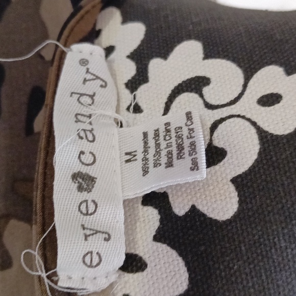 ⭐️Camouflage top⭐️3 items for $10.00 bundle items to get the deal!⭐️ - Picture 5 of 5